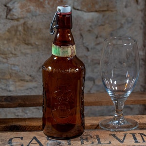 Garrafa de cerveja de vidro Fischer vintage, francesa, década de 1990