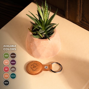 Personalized Airtag Leather Keychain | Airtag Leather Case | Leather Apple Airtag Holder | Custom Airtag Case | Leather Keychain on Belt