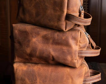 Leather Dopp Kit | Leather Toiletry Bag | Groomsmen Gifts | Men's Travel Bag | Christmas Gift | Anniversary Gift for Him | Gift for Him
