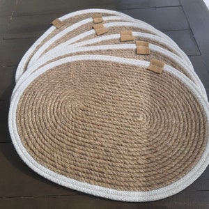 Woven Wicker Placemats with Beige Border- Handmade Oval Jute Placemats- Dining Table Decor- Boho Table Mat- Natural Placemat- Artisanal Gift