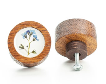 4 cm/1.57" DRAWER KNOB blue dried flower oak wood stained with epoxy resin, flower dresser knob, modern drawer pulls, romantic knob, machony