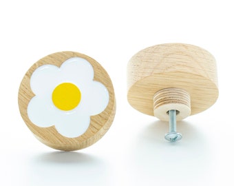 DRAWER KNOB white FLOWER daisy oak wood with epoxy resin, flower dresser knob, nursery decor, kids furniture knob, drawer pulls