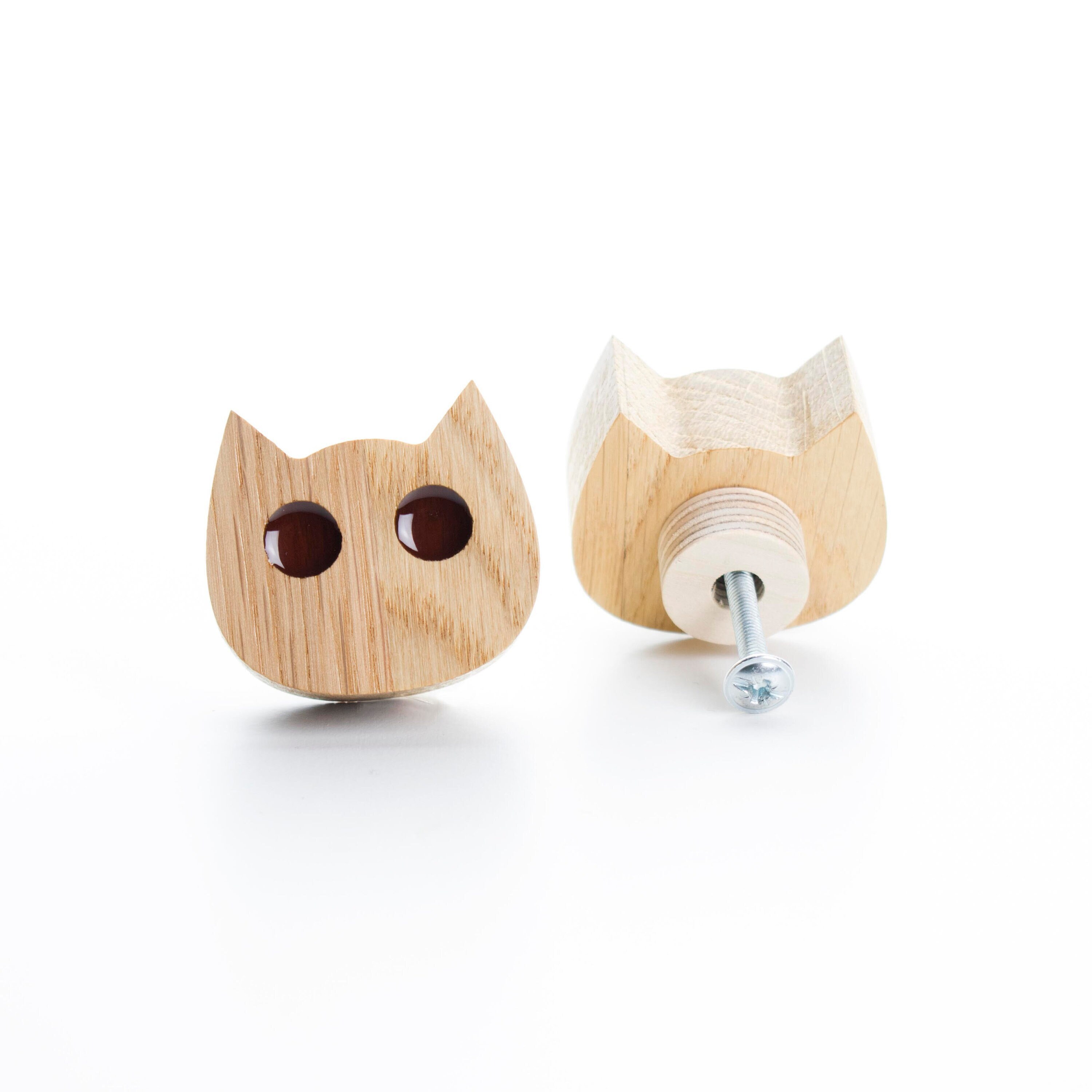 drawer knob kitty chat yeux rouge foncé bois de chêne avec résine époxy, bouton commode fleurs, meubles design moderne, mobilier pour enfants