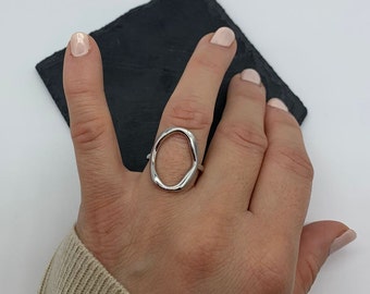 Anello circolare in argento-Anello ovale-Regalo di San Valentino per lei-Anello Boho grosso-Anello per il pollice-Primo regalo per la festa della mamma-Regalo per la mamma-Aperto regolabile