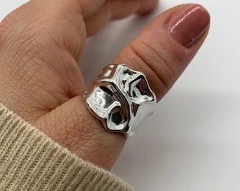 Silver Hammered Chunky Statement Pattern Ring-Mothers Day Gift For Her-Thumb Boho Thick Adjustable Ring-First Mothers Day Present-Moms