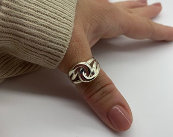 Big Silver Knot Thumb Ring-Gift For Her-Unique Bold Ring-Statement Dainty Chunky Silver Ring For Women, First Mothers Day Present-Moms Gift