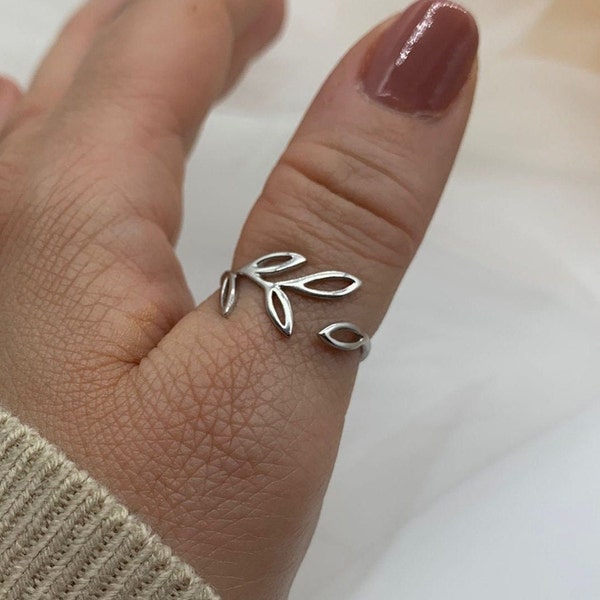 Bague petites feuilles - Cadeau fête des mères pour elle - Bague feuille d'olivier - Bague pour le pouce - Bague bohème épaisse - Bague plante de vigne - Bague en argent moderne minimaliste et délicate