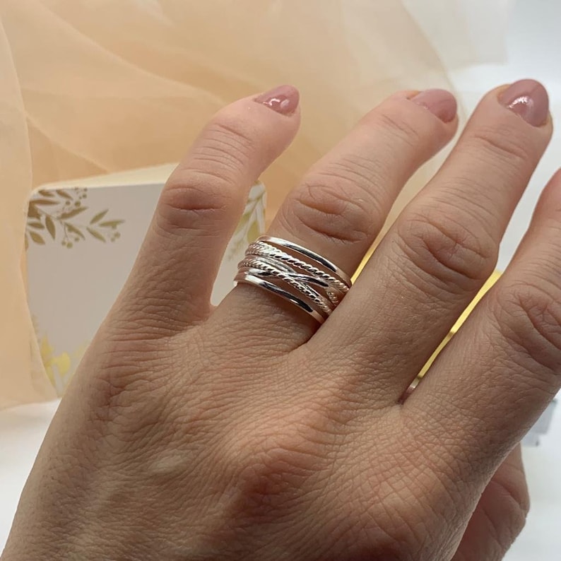 Daumen gewebte geschichtete Ring-Silber Multi-Layer-Ring-Dicker verstellbarer Ring-Chunky Boho Dainty-Schmuck für Frau-Mutter-Tagesgeschenk für Sie Bild 3