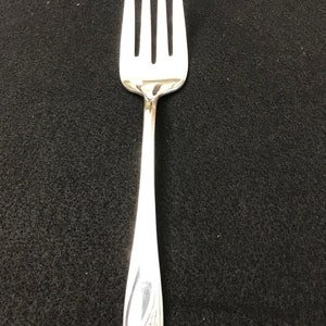 1847 Rogers “Daffodil” IS Meat Serving Fork