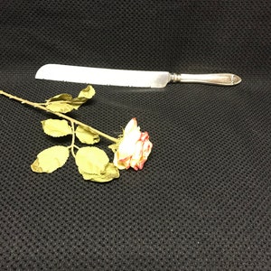 Vtg Sterling handle Sheffield England serrated stainless steel blade knife