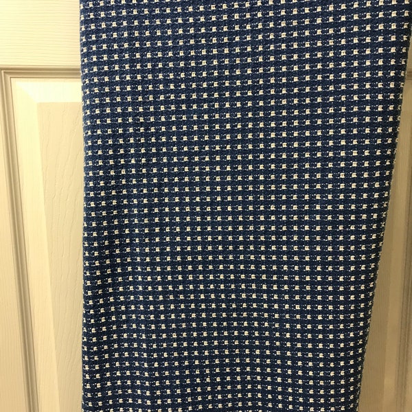 Blue and white checked woven cotton tablecloth 59 x 62