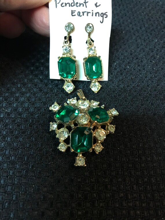 Vtg Green & Clear Rhinestone Screw Back Earrings W