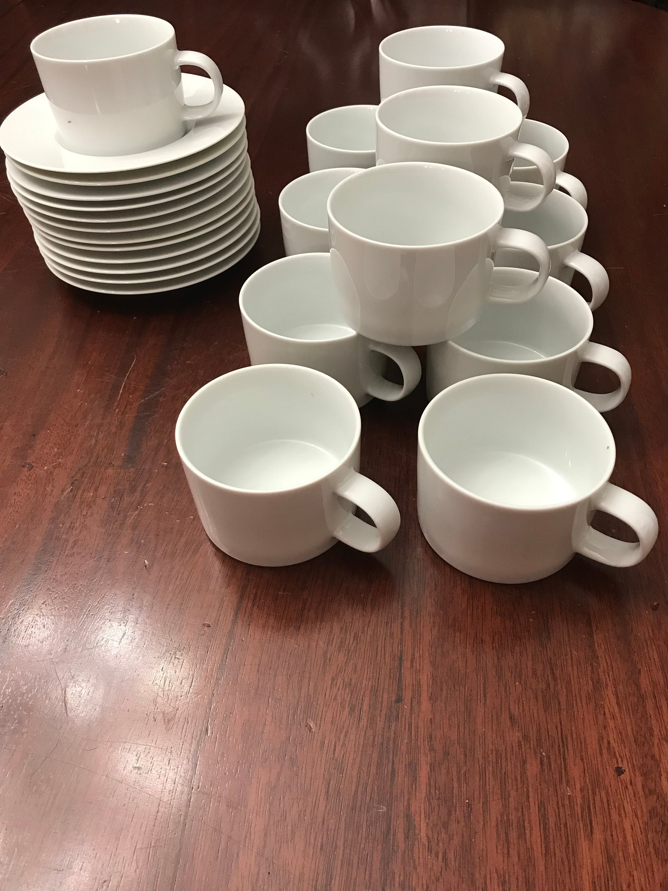 Set of 12 Crate & Barrel White Maison Tea/coffee Cups and Set of 12 Crate & Barrel White Maison Tea/coffee Cups and