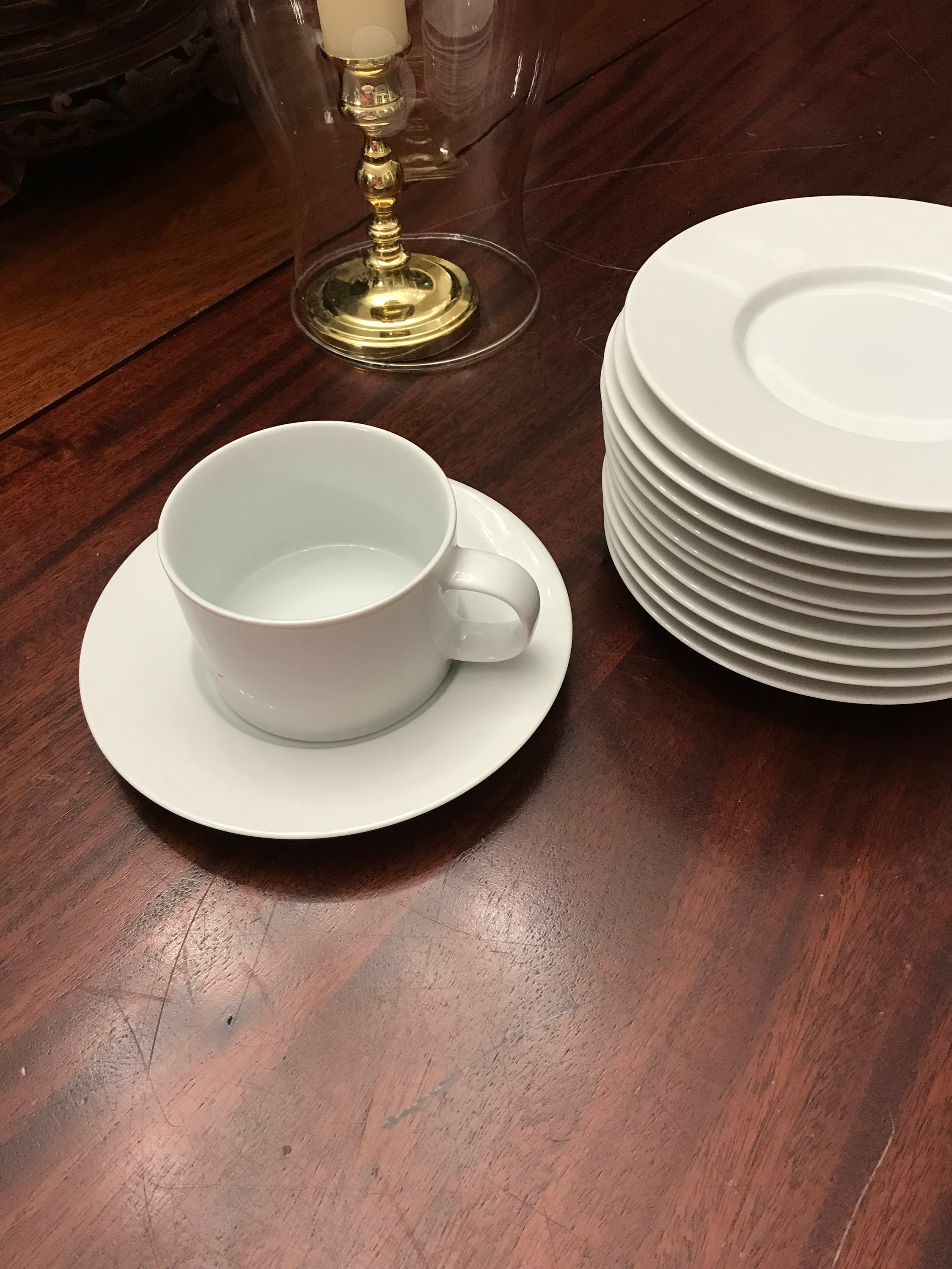 Set of 12 Crate & Barrel White Maison Tea/coffee Cups and Set of 12 Crate & Barrel White Maison Tea/coffee Cups and