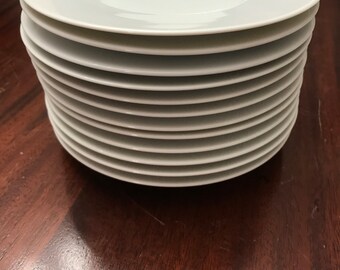 Set of 12 Crate & Barrel White Maison Tea/coffee Cups and Set of 12 Crate & Barrel White Maison Tea/coffee Cups and