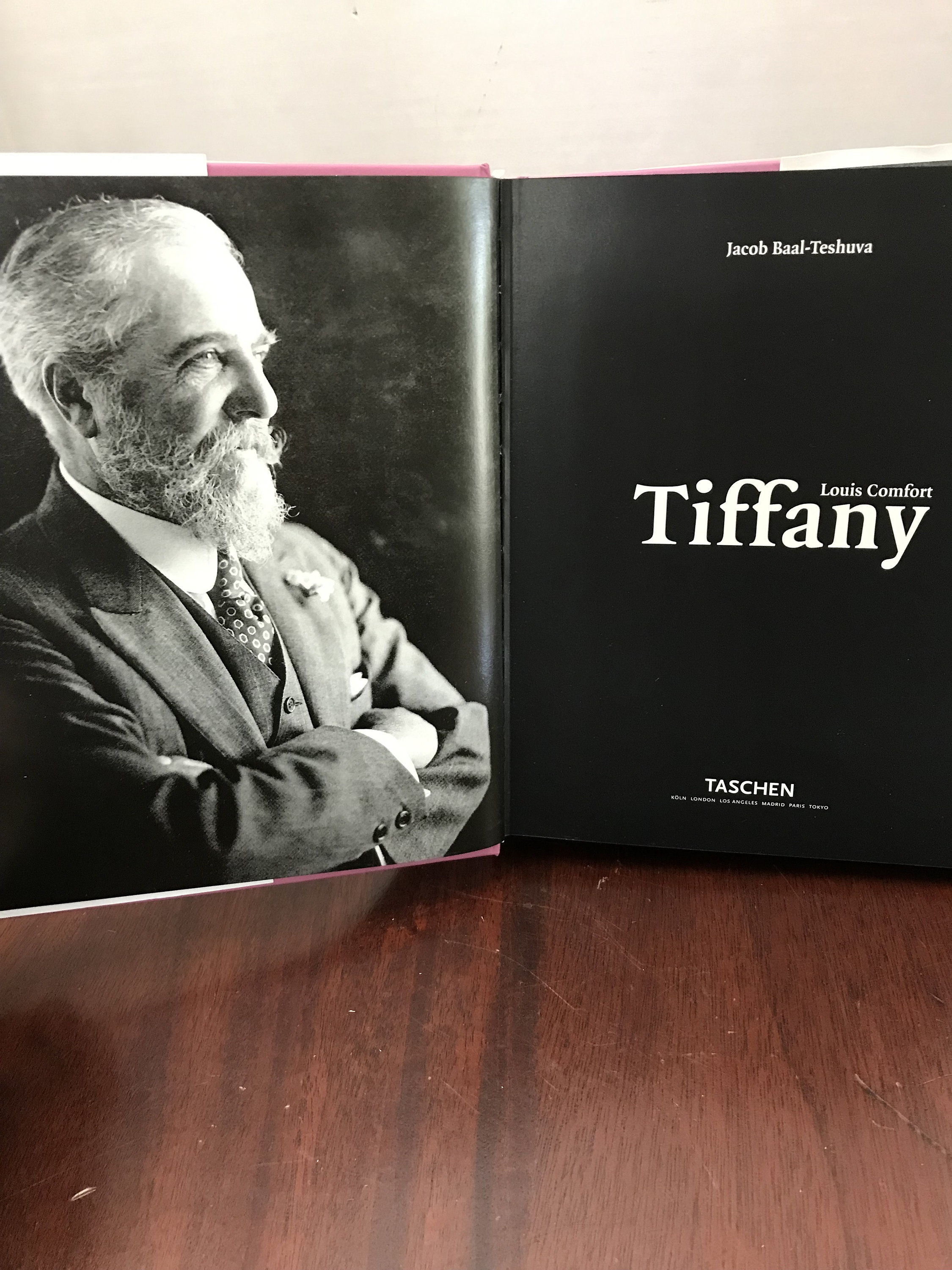 Tiffany TASCHEN/ティファニータッツェン
