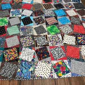 Vtg Handcrafted quilt 81 x 81