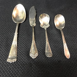 Lot of 4 Antique Silverplated Serving Pieces of Cutlery