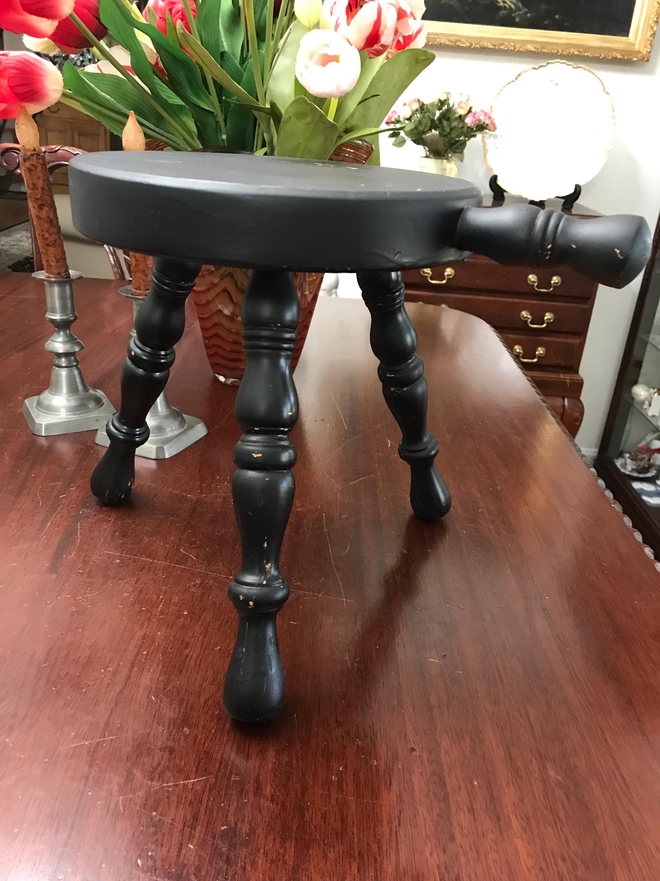 3 Legged Vtg Wooden Milking Stool - Etsy