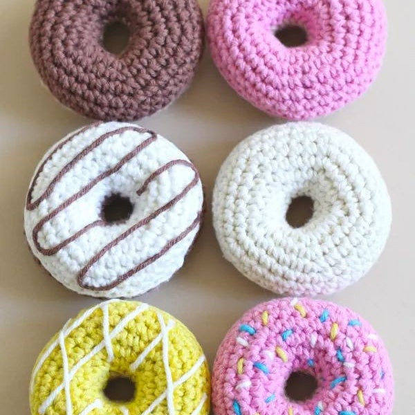 Crochet Cat Toy Donut