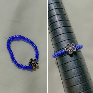 blue/purple seed bead ring with flower