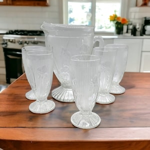 Jeannette Glass Vintage Water Pitcher and Glasses. Iris and Herringbone Pattern. Depression Era.