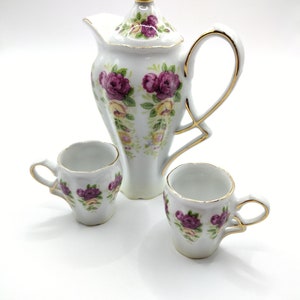 Vintage Collectible Lovely Miniature Rose Tea Set with Teapot and 2 Teacups. Tea party.