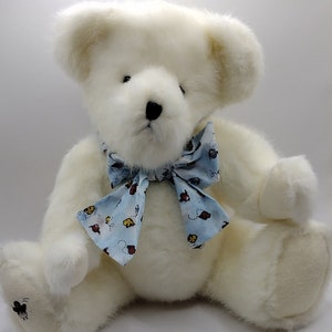 Vintage Collectible Rare H.B.&#39;s Heirloom Series Boyds Bear. Mr. Tweeter Bear. Like New.