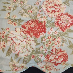 Vintage Park Designs Farmhouse Country Elegant Pattern. Floral Scalloped Swag Pair. Brand New.