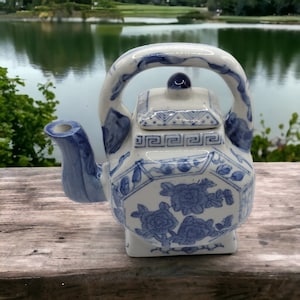 Blue and White Vintage Octagon Asian Teapot. Chinese Porcelain Teapot. Housewarming Gift.