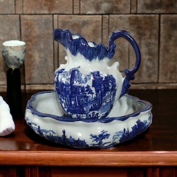 Victoria Ware Vintage Eisenstein Krug und Becken in einem Flow Blue Design. Blau und Weiß. Gebraucht.