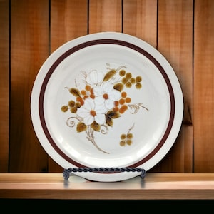 Four Season Vintage Stoneware Retro Plate Floral Stoneware Bread and Butter Plate.