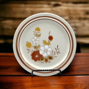 Vintage Japanese Stoneware Salad Plate Mioko Newcor with Florals. Mid Century. Preowned.