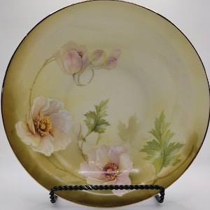 Vintage Collectible with Gorgeous, Subtle Yellow, White, Pink Magnolia Flowers. Antique Bowl.