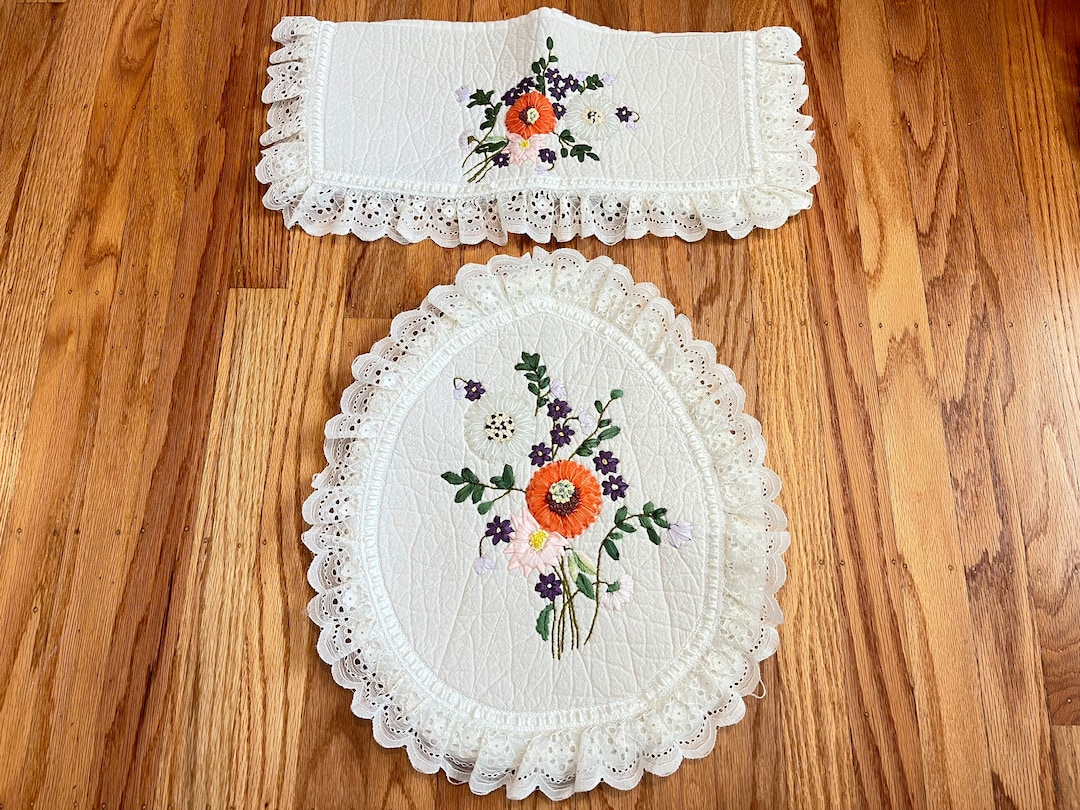 Vintage White Floral Quilted Toilet Seat Cover and Tank Rug Etsy