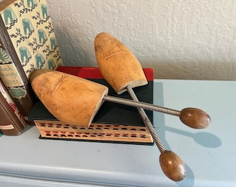 Vintage Wooden Shoe Tree Stretcher - Size 3