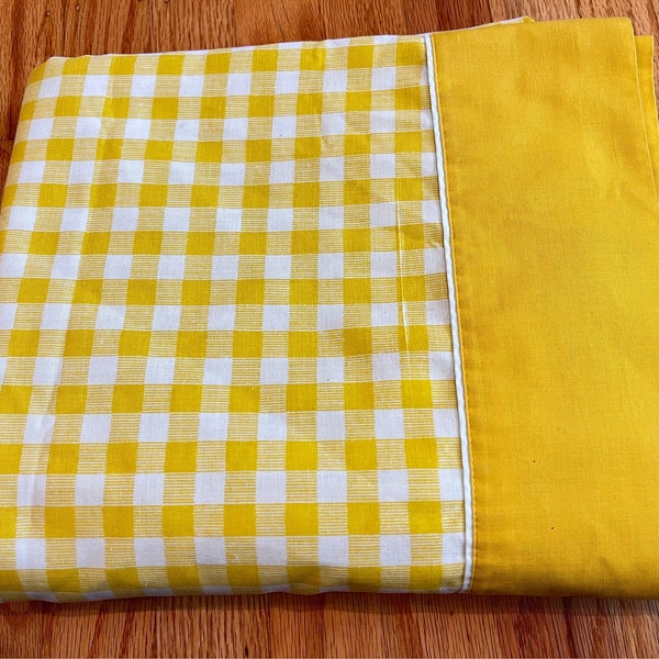 Vintage Mustard Yellow Checkered Double Size Flat Sheet by Fashion Manor