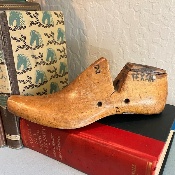 Vintage Wooden Shoe Last TEXAN United Last Co T.W. Gardiner Branch