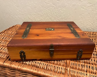 Vintage Cedar Wood Trinket Jewelry Box by Peterson Bros Chicago