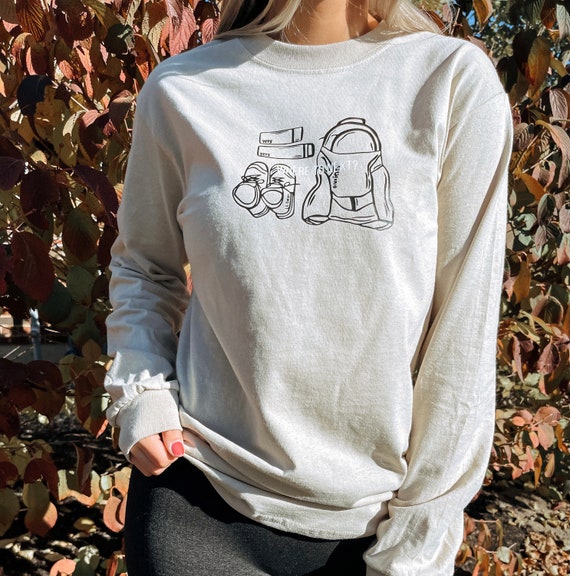 tan graphic tee