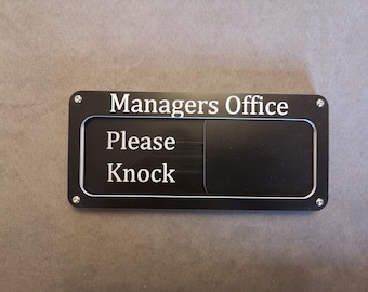 Customizable sliding door sign