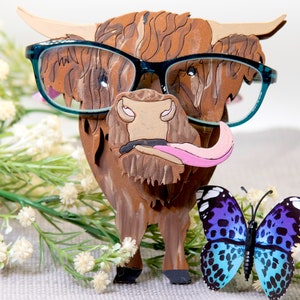 Highland cow decor, animal glasses stand, cow glasses holder, Farmhouse mini highland cow gifts, Highland wood cow figurine, gift for her