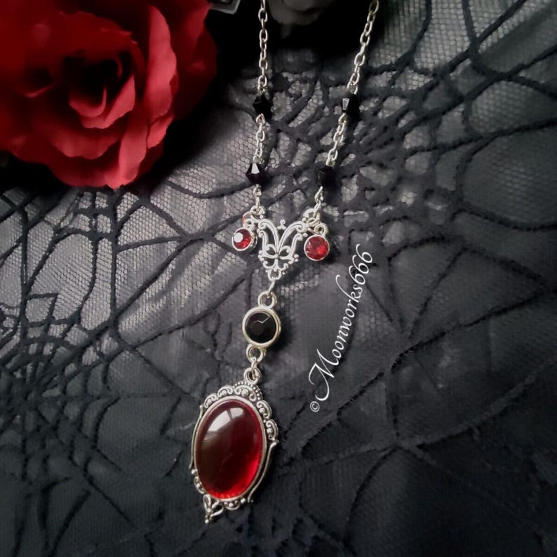 Victorian stainless steel necklace with black beads and red glass cabochon pendant, gothic jewelry, romantic gothic necklace 画像 4