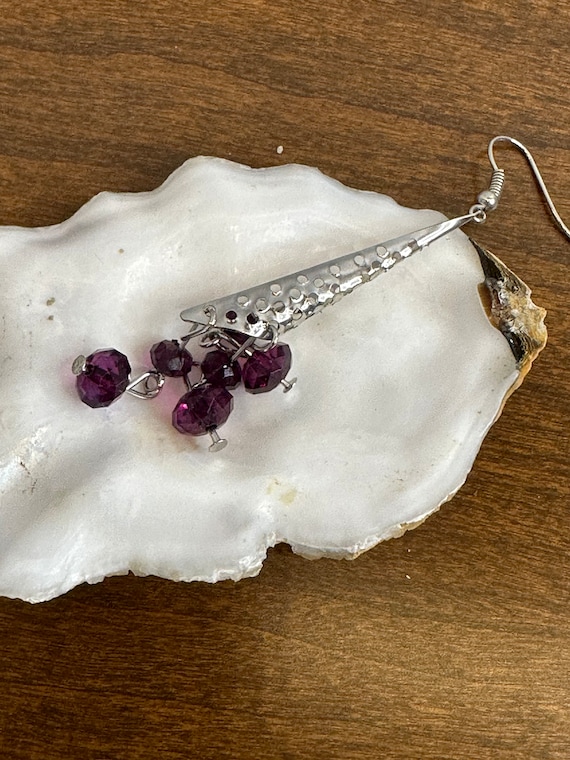 Perferated triangle Dangle earrings - image 2