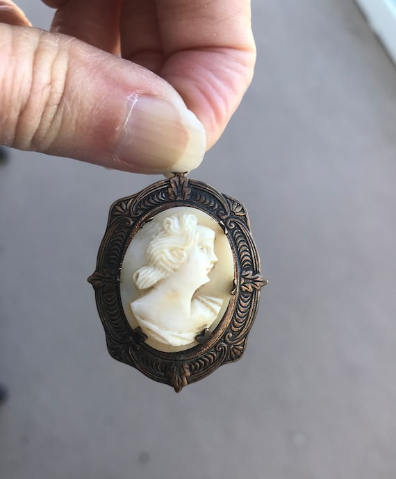 Marked italy italian cameo - Gem