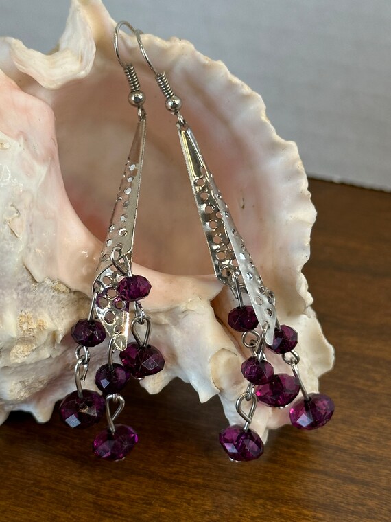 Perferated triangle Dangle earrings - image 8