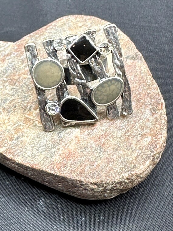 Adjustable statement ring - image 1