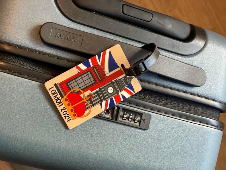 London Travel Gift Gepersonaliseerde bagagelabel Gepersonaliseerde bagagelabel Cadeau voor reizigers British Travel 2024 Bag Tag Backpack Tag Family Travel afbeelding 5