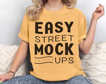 Mustard Comfort Colors 1717 T-Shirt Mockup: Oversized Fit (Digitaler Download) EM17