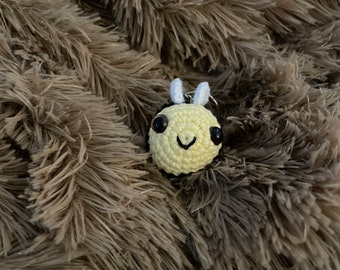 Handmade amigurimi crochet bumblebee keychain
